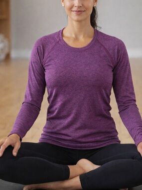 Lululemon Swiftly Tech Long Sleeve Purple Seamless Running Yoga Top Size Small